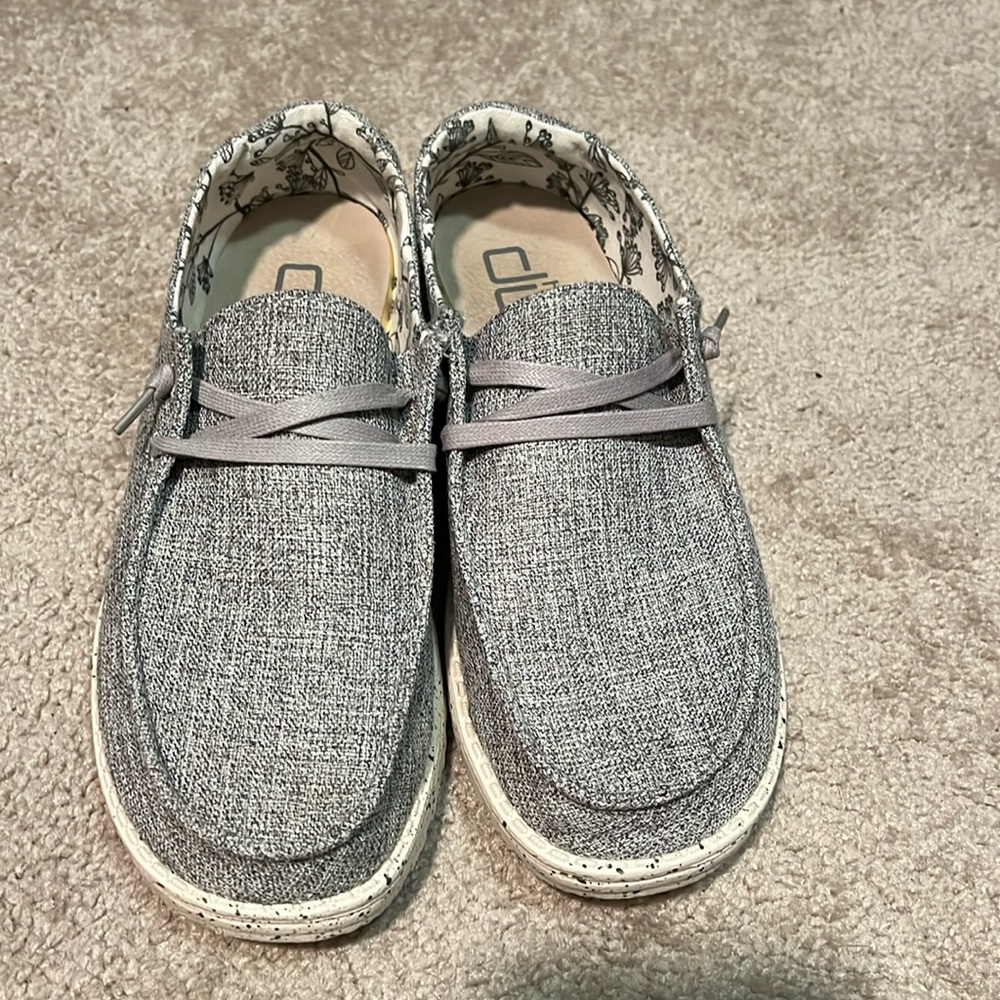 Hey dude shoes
